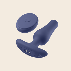 Flow™ Rechargeable Silicone Plug with Remote